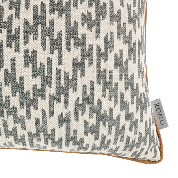 Isala 50cm x 30cm